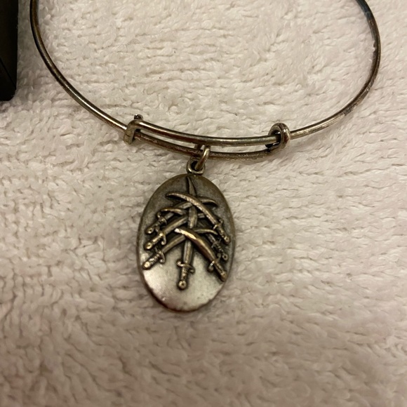 Bundle of 4 Alex and Ani bracelets - Picture 2 of 5